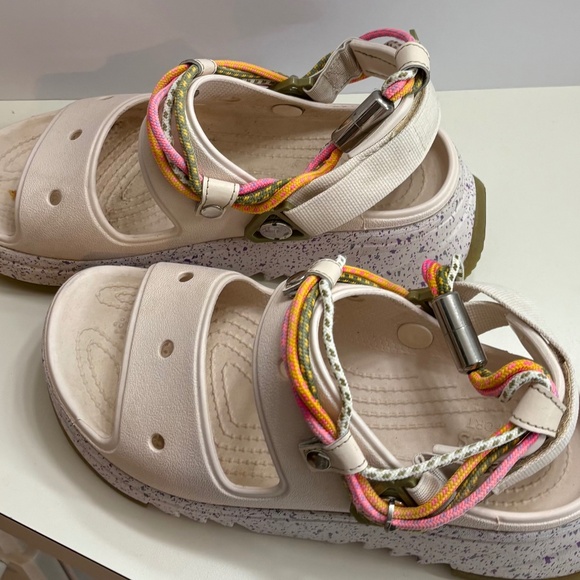 Crocs HIKER XSCAPE FESTIVAL SANDAL. - Picture 1 of 3